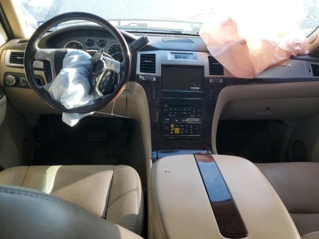 Снимка 8 от търг – 2011 CADILLAC ESCALADE с VIN 1GYS3AEF9BR286636
