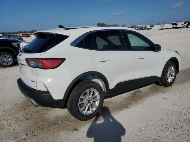 Photo 3 from auction – 2022 FORD ESCAPE SE with VIN 1FMCU9G68NUA60314