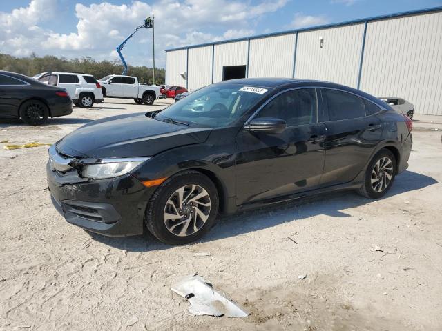 Photo 1 from auction – 2018 HONDA CIVIC EX with VIN 19XFC2F70JE016693