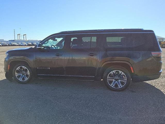 Photo 2 from auction – 2023 JEEP WAGONEER L with VIN 1C4SJSBPXPS569738