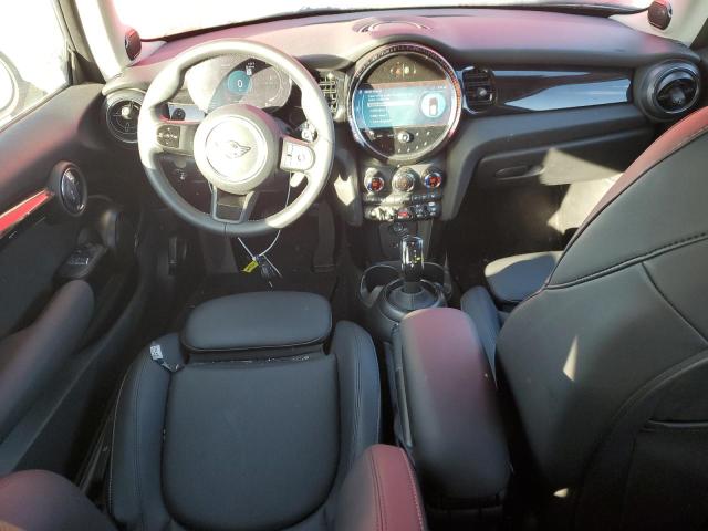Photo 8 from auction – 2024 MINI COOPER S with VIN WMW53DH08R2V00575
