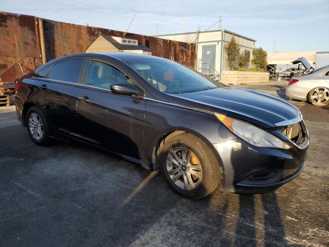 Photo 4 from auction – 2014 HYUNDAI SONATA GLS with VIN 5NPEB4AC5EH874953