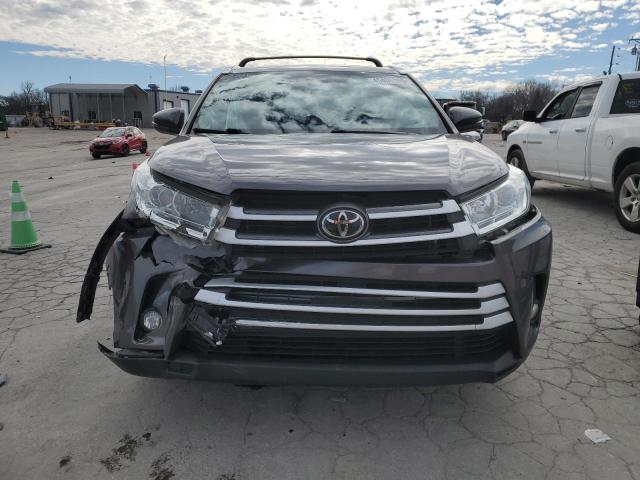 Photo 5 from auction – 2019 TOYOTA HIGHLANDER with VIN 5TDJZRFH0KS614476