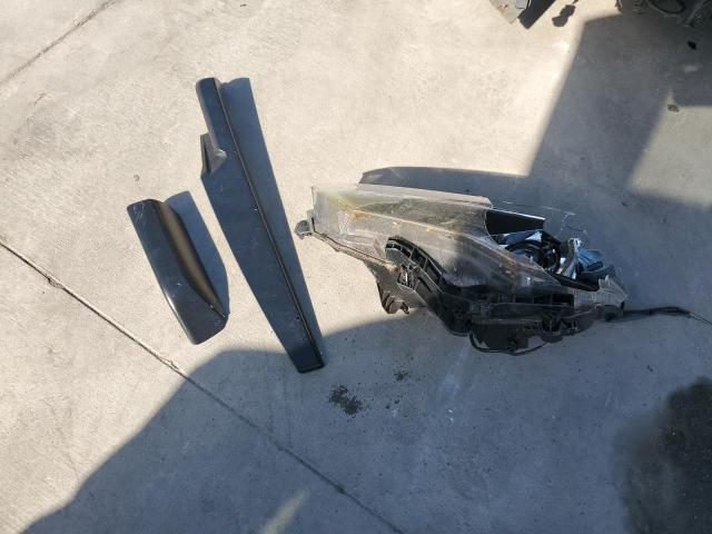 Photo 13 from auction – 2022 TOYOTA 4RUNNER SR with VIN JTENU5JR2N6069339