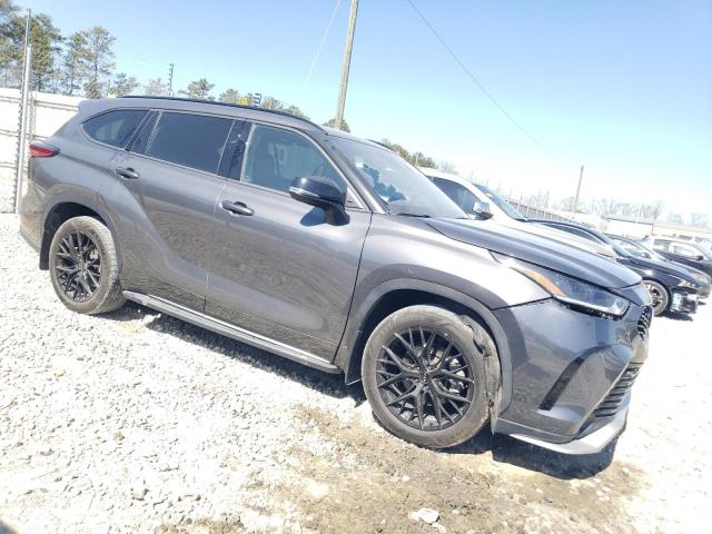Photo 4 from auction – 2022 TOYOTA HIGHLANDER with VIN 5TDLZRBH6NS173620
