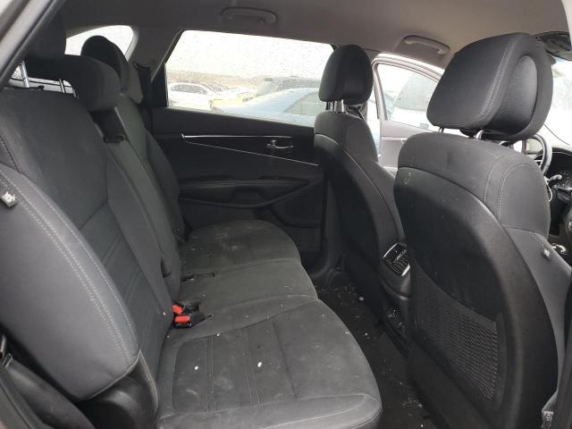 Photo 10 from auction – 2016 KIA SORENTO LX with VIN 5XYPG4A36GG089846