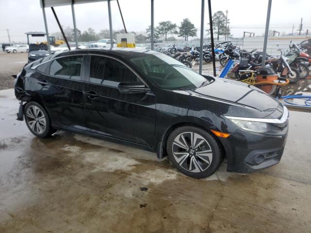 Photo 4 from auction – 2017 HONDA CIVIC with VIN 2HGFC1F30HH650545