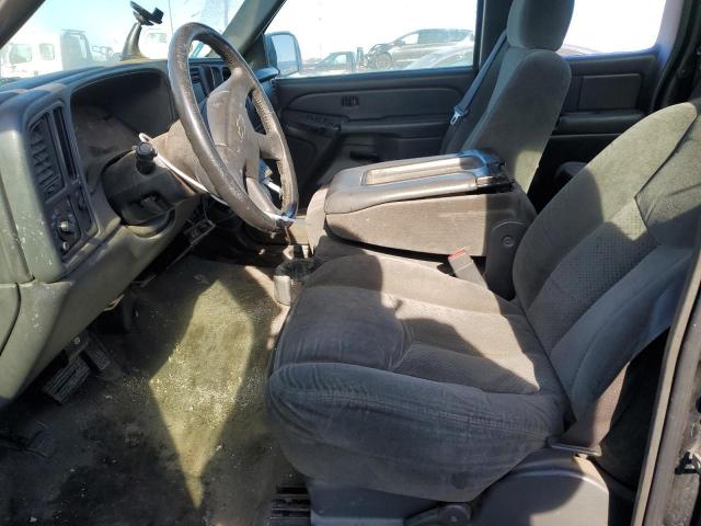 Photo 7 from auction – 2004 CHEVROLET SILVERADO with VIN 1GCEC19T74E401182