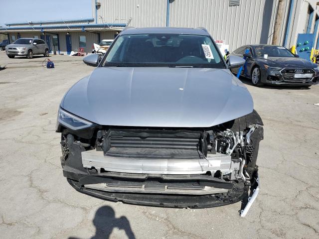 Photo 5 from auction – 2022 AUDI E-TRON PRE with VIN WA1LAAGE3NB033307