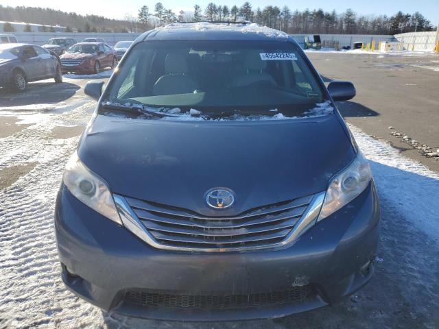 Photo 5 from auction – 2017 TOYOTA SIENNA XLE with VIN 5TDDZ3DC5HS161711