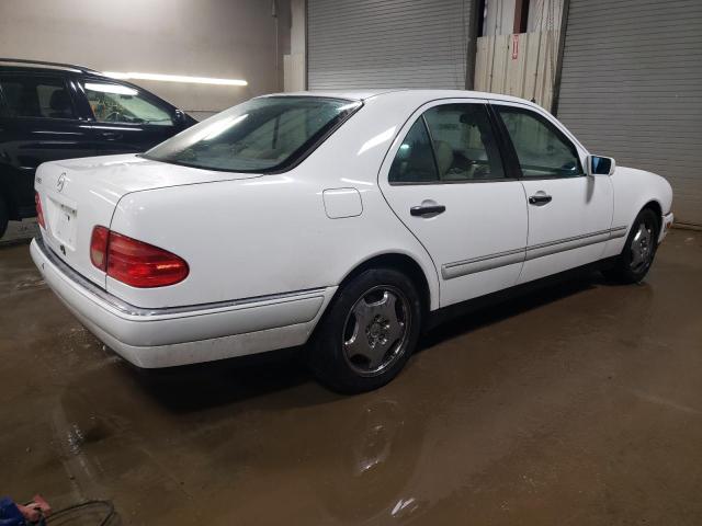 Photo 3 from auction – 1997 MERCEDES-BENZ E 420 with VIN WDBJF72F6VA263199