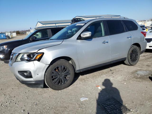 NISSAN PATHFINDER 2017 with VIN 5N1DR2MM7HC667749 - Photo from auction