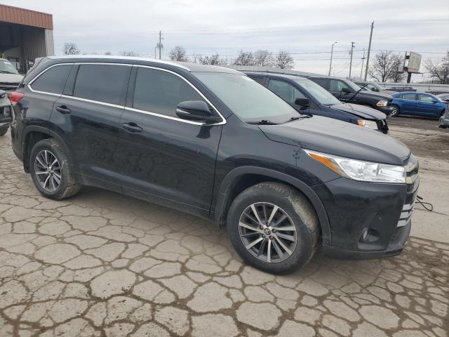 Photo 4 from auction – 2017 TOYOTA HIGHLANDER with VIN 5TDJZRFH4HS367584