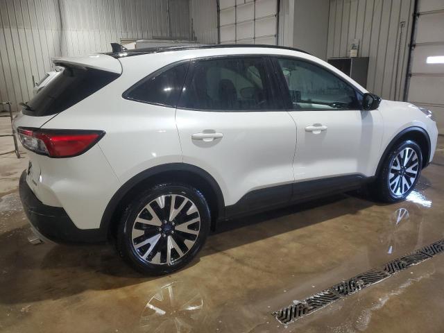Photo 3 from auction – 2020 FORD ESCAPE SE with VIN 1FMCU9BZ0LUC28736