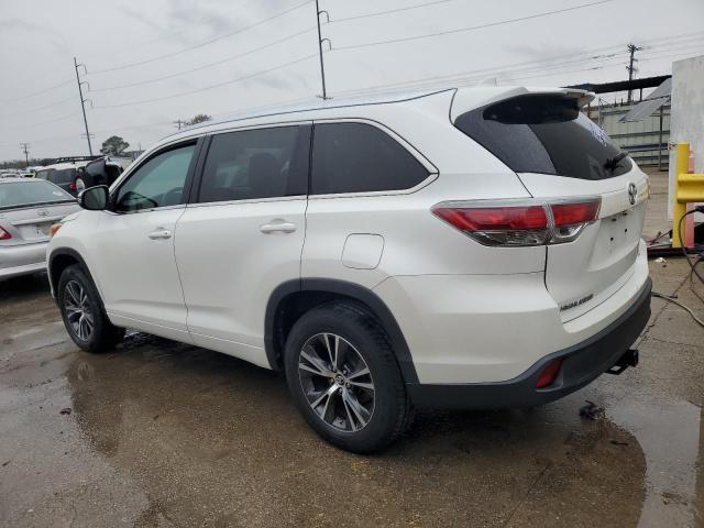 Photo 2 from auction – 2016 TOYOTA HIGHLANDER with VIN 5TDKKRFH2GS152471