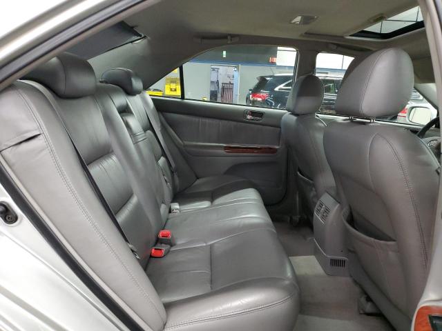Photo 10 from auction – 2004 TOYOTA CAMRY LE with VIN 4T1BF30K94U569806