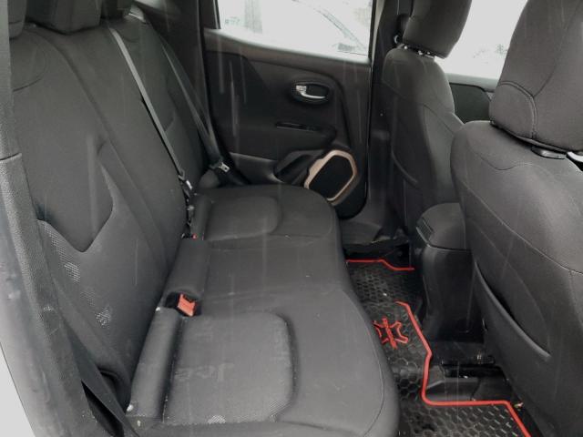 Photo 11 from auction – 2015 JEEP RENEGADE L with VIN ZACCJBBT1FPB39893