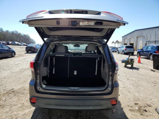 Photo 6 from auction – 2017 TOYOTA HIGHLANDER with VIN 5TDKZRFH8HS514039
