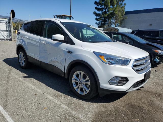 Photo 4 from auction – 2017 FORD ESCAPE SE with VIN 1FMCU0GD4HUF08529