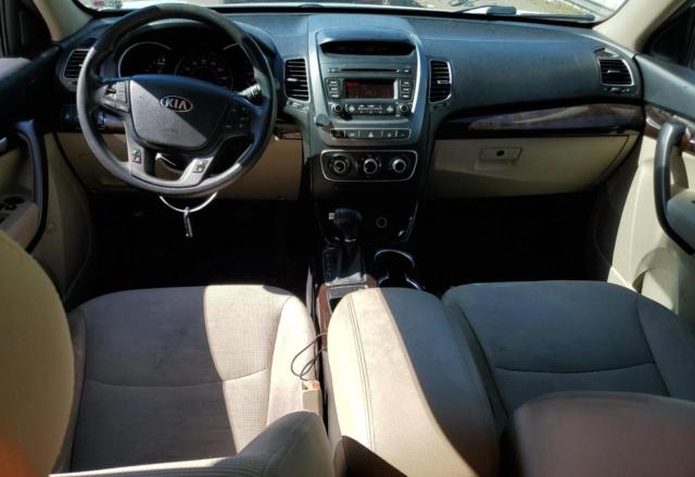 Photo 8 from auction – 2015 KIA SORENTO LX with VIN 5XYKT3A68FG595865