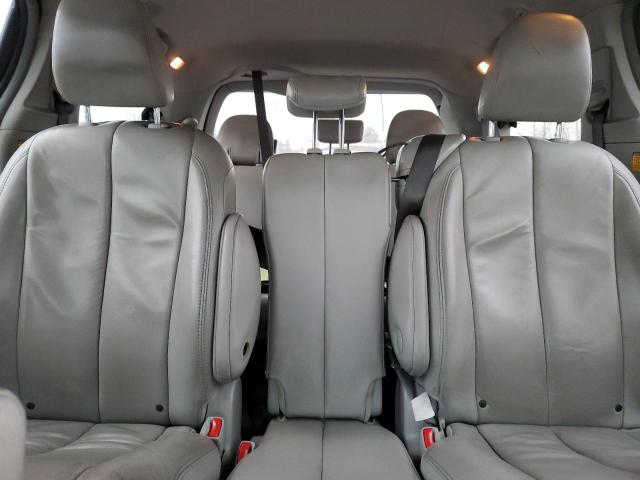 Photo 10 from auction – 2013 TOYOTA SIENNA XLE with VIN 5TDYK3DC0DS281092