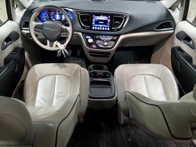 Photo 8 from auction – 2017 CHRYSLER PACIFICA E with VIN 2C4RC1N77HR709651