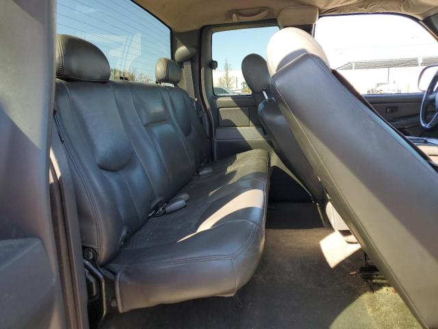 Photo 10 from auction – 2005 GMC NEW SIERRA with VIN 2GTEC19V751318579