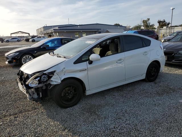 TOYOTA PRIUS 2015 with VIN JTDKN3DU5F0440247 - Photo from auction