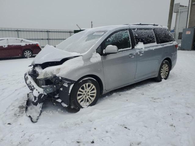 TOYOTA SIENNA XLE 2016 with VIN 5TDYK3DC4GS739379 - Photo from auction