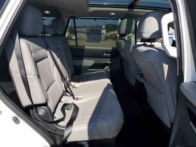 Photo 11 from auction – 2024 TOYOTA SEQUOIA SR with VIN 7SVAAABA9RX042917