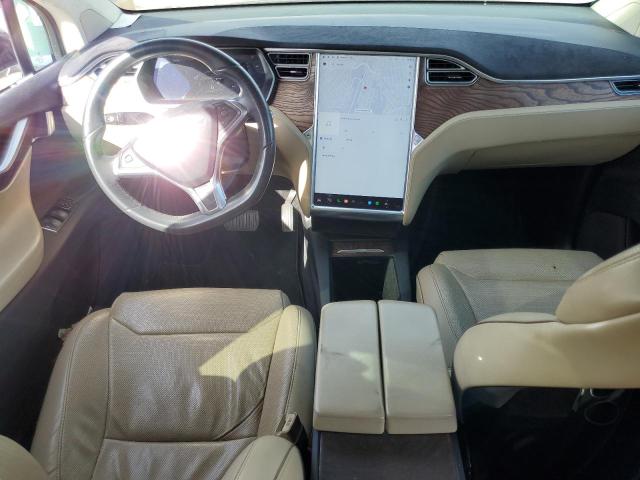 Photo 8 from auction – 2017 TESLA MODEL X with VIN 5YJXCDE26HF037963