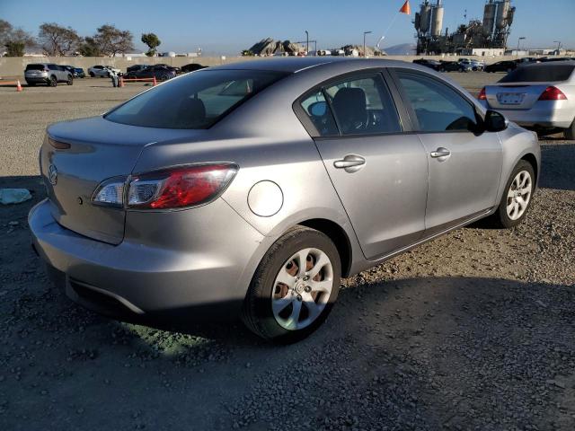 Photo 3 from auction – 2011 MAZDA 3 I with VIN JM1BL1UGXB1449700