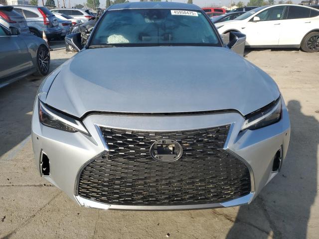 Photo 5 from auction – 2021 LEXUS IS 300 with VIN JTHAA1D26M5113204