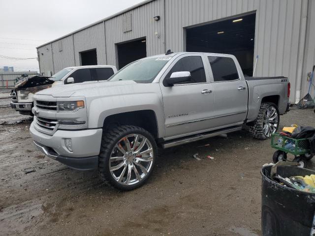 CHEVROLET SILVERADO 2018 with VIN 3GCUKSEJ7JG338517 - Photo from auction