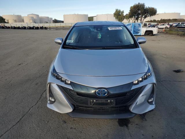 Photo 5 from auction – 2022 TOYOTA PRIUS PRIM with VIN JTDKAMFP2N3203558
