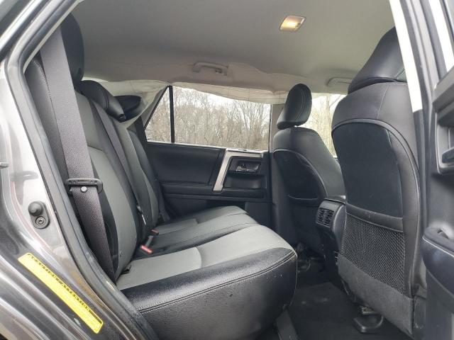 Photo 11 from auction – 2018 TOYOTA 4RUNNER SR with VIN JTEZU5JR1J5185360