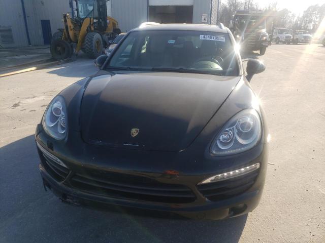 Photo 5 from auction – 2011 PORSCHE CAYENNE with VIN WP1AA2A23BLA09868