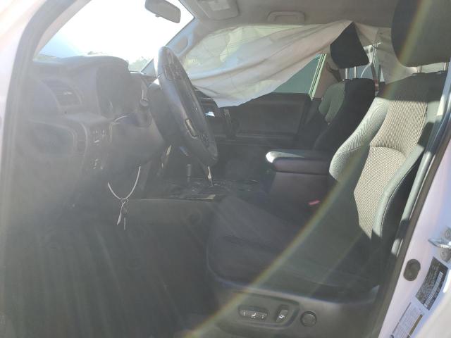 Photo 7 from auction – 2018 TOYOTA 4RUNNER SR with VIN JTEBU5JR5J5545828