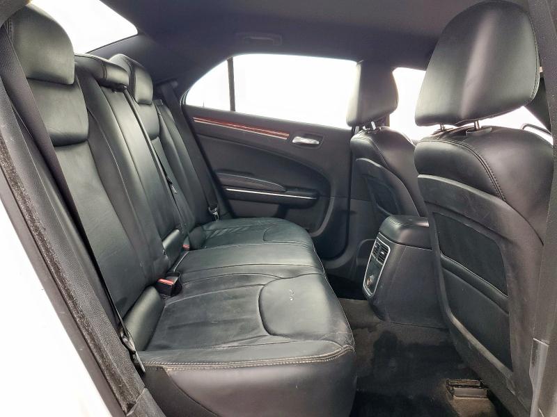 Photo 10 from auction – 2014 CHRYSLER 300 with VIN 2C3CCAAG4EH252900