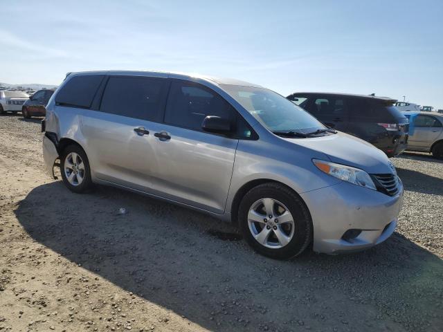 Photo 4 from auction – 2015 TOYOTA SIENNA with VIN 5TDZK3DC6FS647841