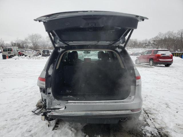 Photo 6 from auction – 2023 LINCOLN AVIATOR with VIN 5LM5J6XC8PGL23972