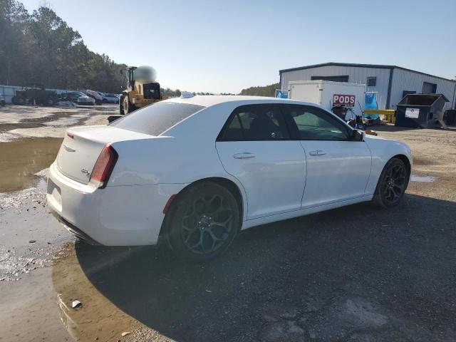 Photo 3 from auction – 2019 CHRYSLER 300 S with VIN 2C3CCABG6KH533753