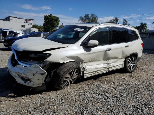 Photo 1 from auction – 2016 HONDA PILOT TOUR with VIN 5FNYF5H96GB046932