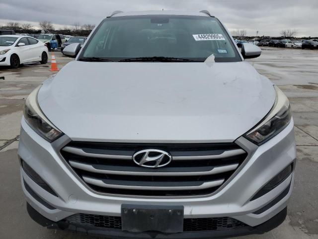 Photo 5 from auction – 2017 HYUNDAI TUCSON LIM with VIN KM8J33A42HU434922