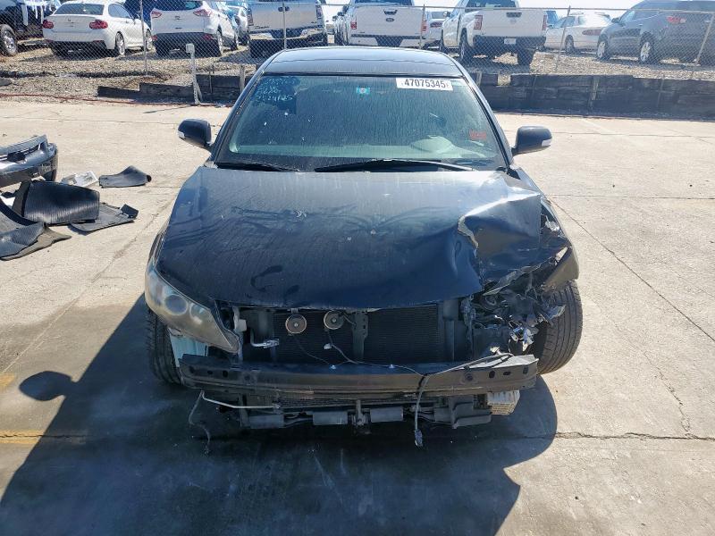 Photo 5 from auction – 2013 TOYOTA SCION TC with VIN JTKJF5C79D3050143