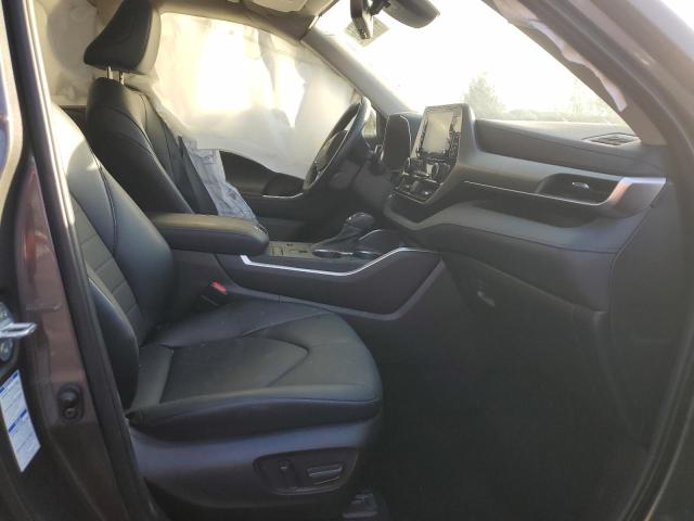 Photo 7 from auction – 2022 TOYOTA HIGHLANDER with VIN 5TDGBRCH3NS554023