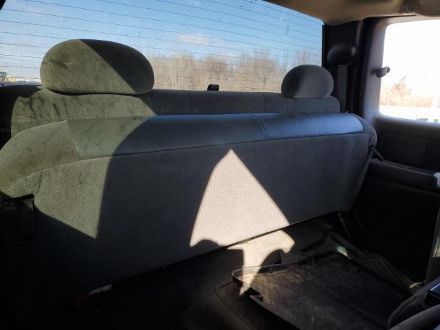 Photo 10 from auction – 2004 CHEVROLET SILVERADO with VIN 1GCHK29184E175321