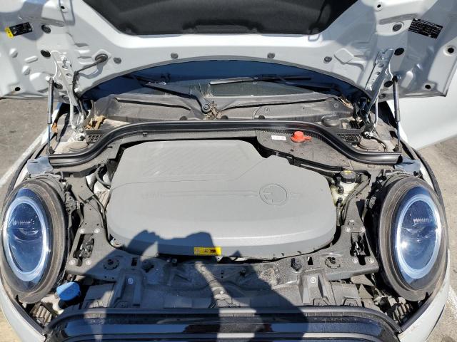 Photo 11 from auction – 2023 MINI COOPER SE with VIN WMW13DJ05P2S71925
