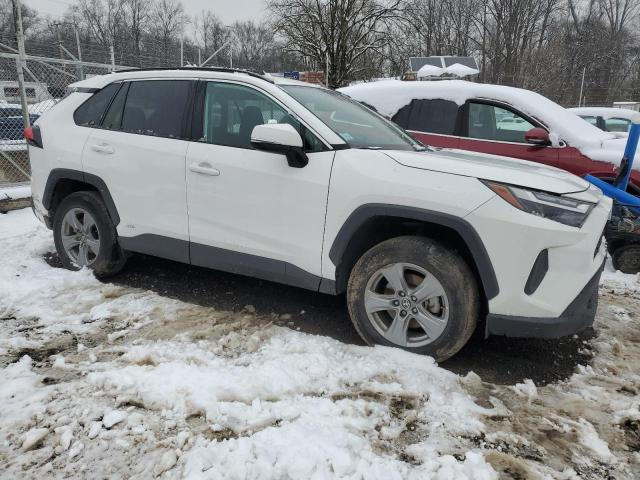 Photo 4 from auction – 2022 TOYOTA RAV4 XLE with VIN 4T3RWRFV2NU072575