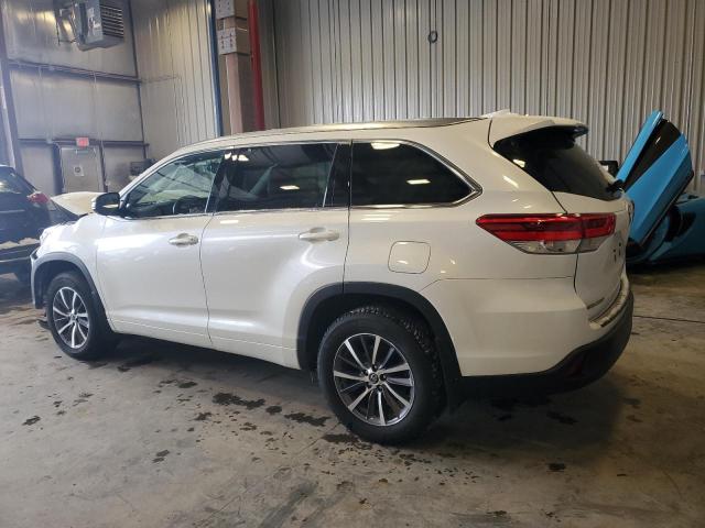 Photo 2 from auction – 2018 TOYOTA HIGHLANDER with VIN 5TDJZRFH2JS534384